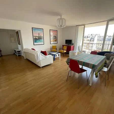 4 Top Floor * Parigi