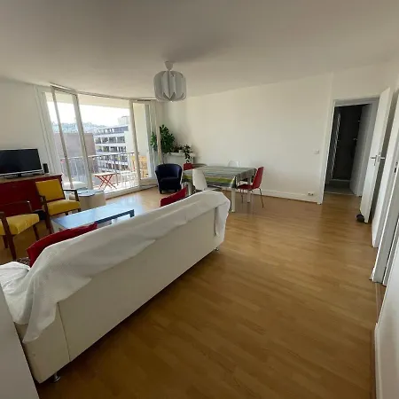4 Top Floor * Paris